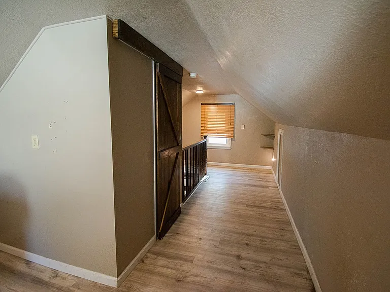 2041 14th St SE — Photo 17
