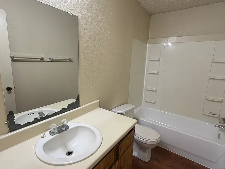 2003 Longmire Ct #15.4 — Photo 5