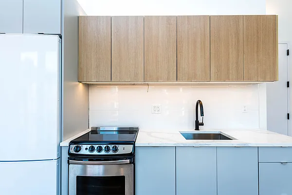 Rented by Nooklyn NYC LLC | media 14