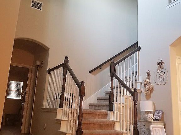 5th image of 11820 Yarmouth Ln