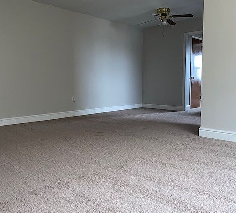 2nd image of 2976 Voelkel Ave APT 2