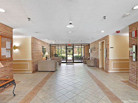 2nd image of 1717 W Crystal Ln Unit 303