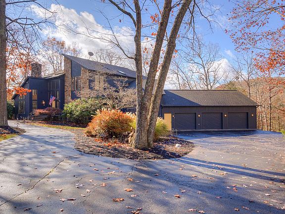 2nd image of 2271 Woodland Hills Dr