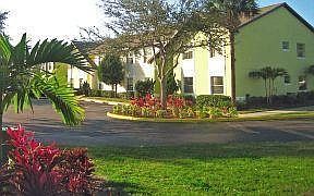 2nd image of 4338 Pershing Pointe Pl APT 02