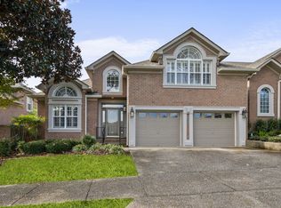 1032 Golf Club Cir W, Hendersonville, TN 37075