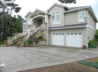 5 NW Lincoln Shore Star Rst, Lincoln City, OR 97367