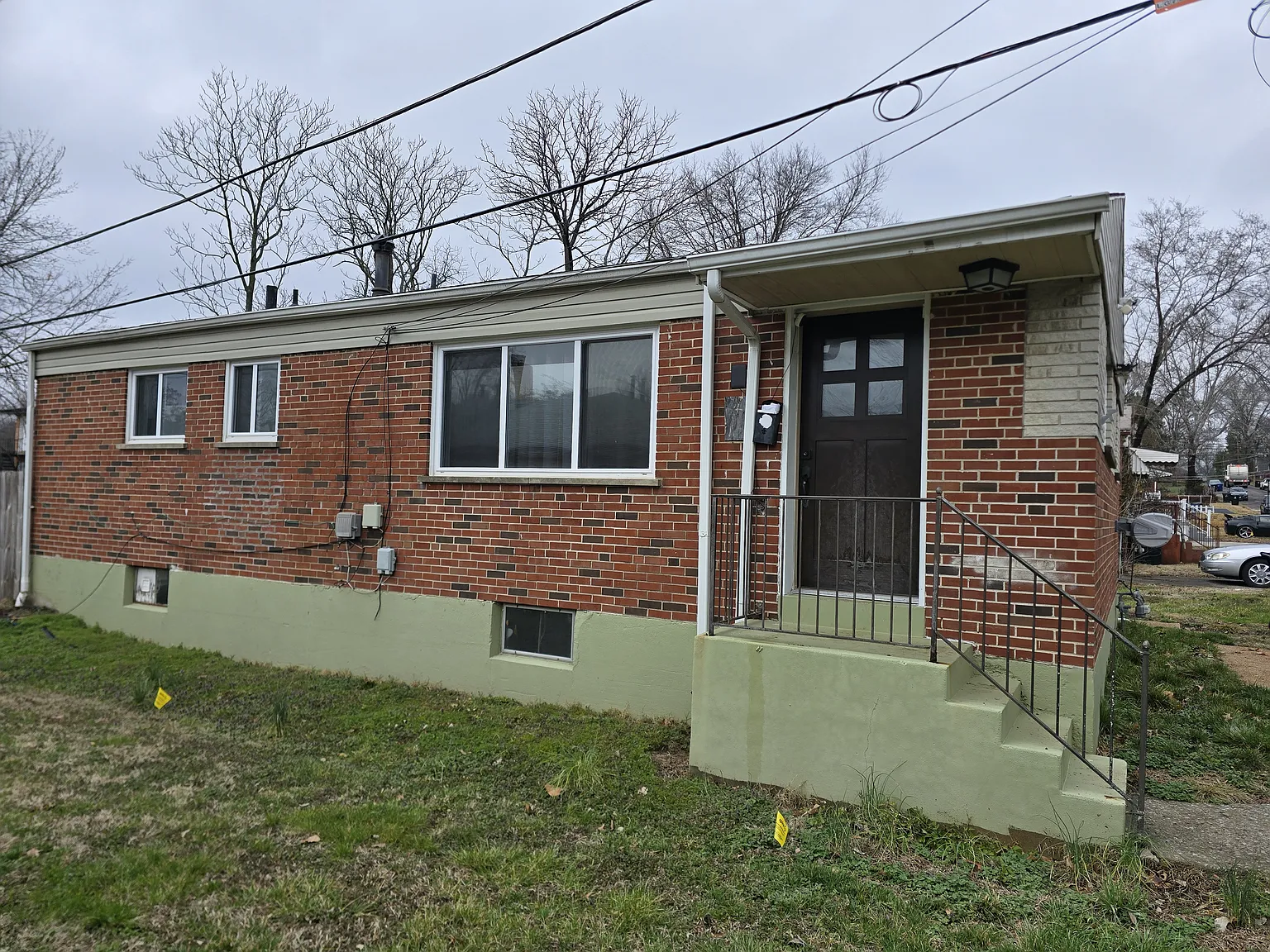 1115 Backer St photo 1