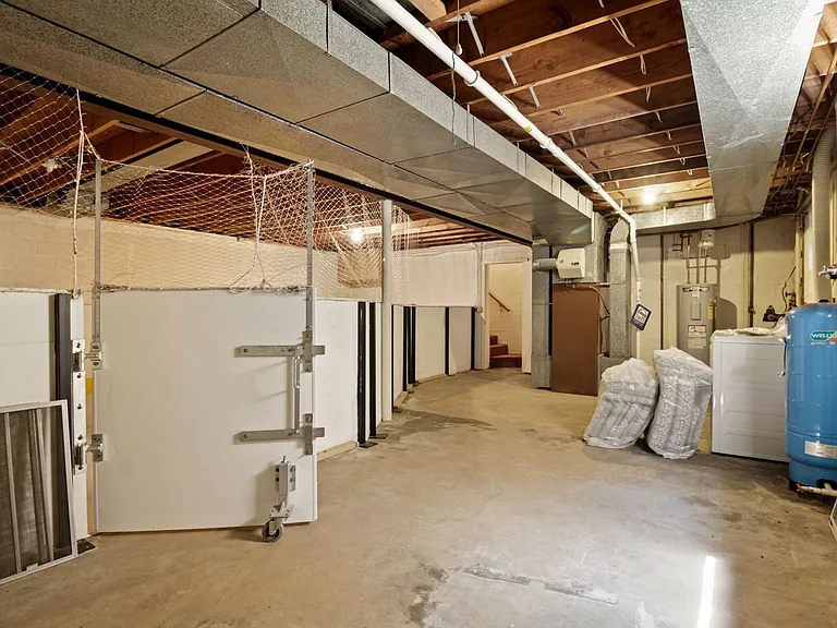 11009 Cripplegate Rd — Photo 25