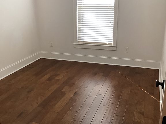 4th image of 5765 Mimosa Way