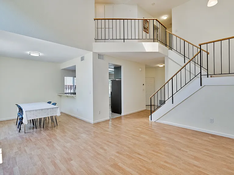 1583 Timber Creek Dr — Photo 6