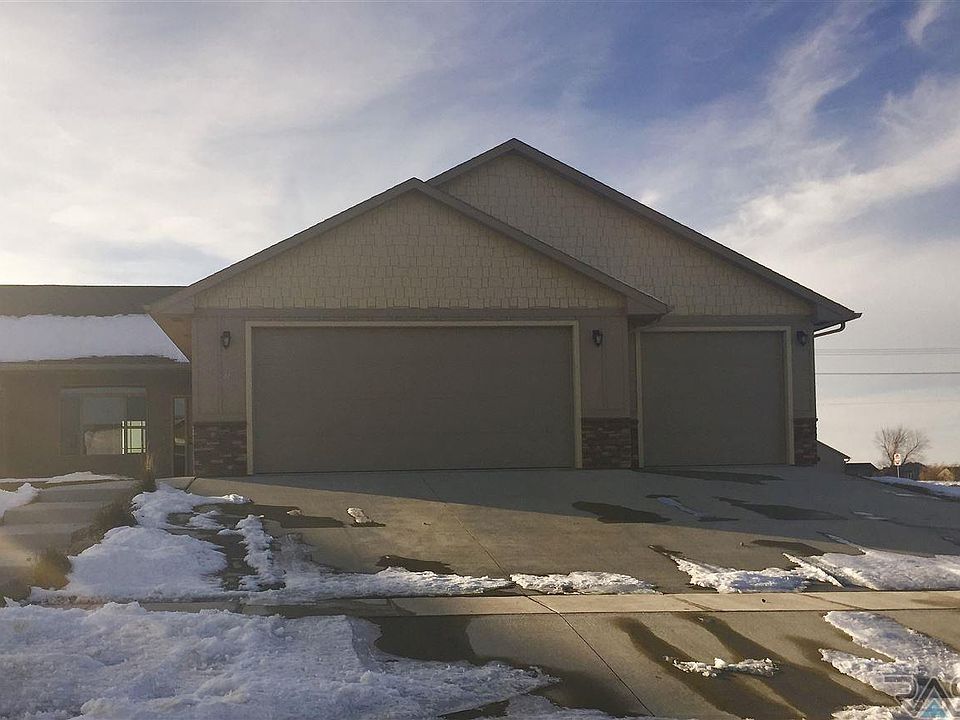 1st image of 8101 S Seven Oaks Dr