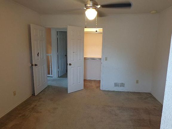 5th image of 2304 Club Oaks Ct