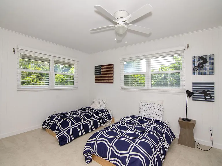 610 Honeysuckle Ln — Photo 24