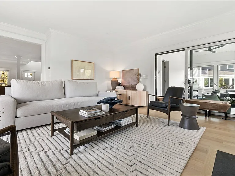 4 Gabaree Ct — Photo 14