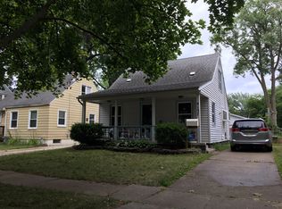 4137 Carnegie St, Wayne, MI 48184