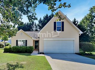 12 Avalon Ct, Simpsonville, SC 29681