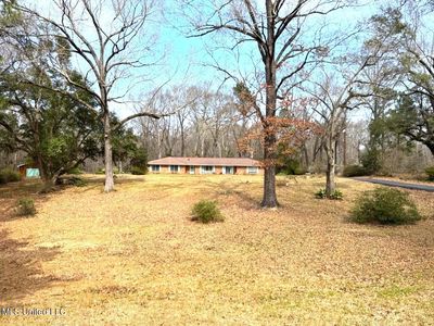 40 Old Courthouse Rd, Natchez, MS, 39120