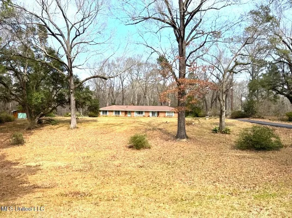 40 Old Courthouse Rd, Natchez, MS 39120