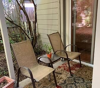 1st image of 657 1/2 Siskiyou Blvd