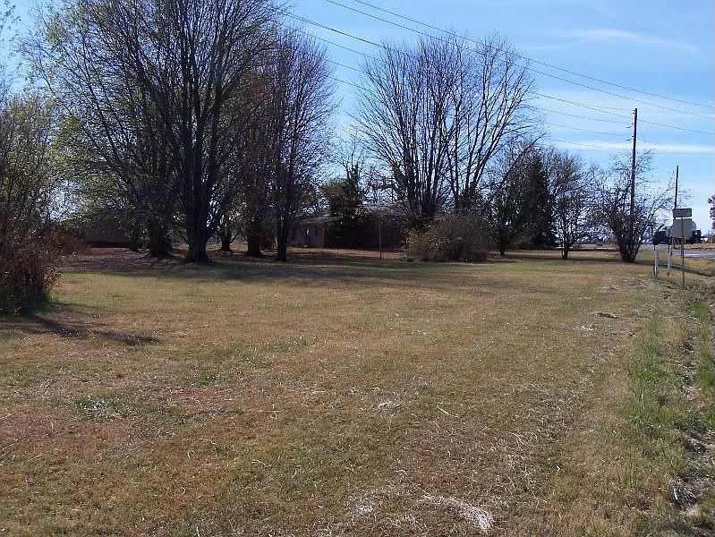 2nd image of 12042 Markland Pike