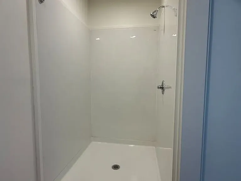 Poets Place Apartment — Photo 3