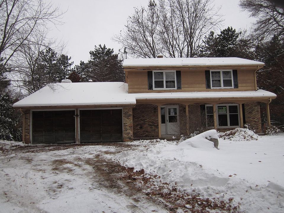 For Sale: 4033 Sunshine Drive, Oak Grove, MN 55303