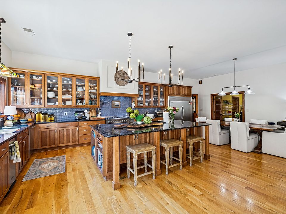 13th image of this home