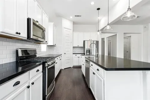 9710 Autumn River Ln Photo 1