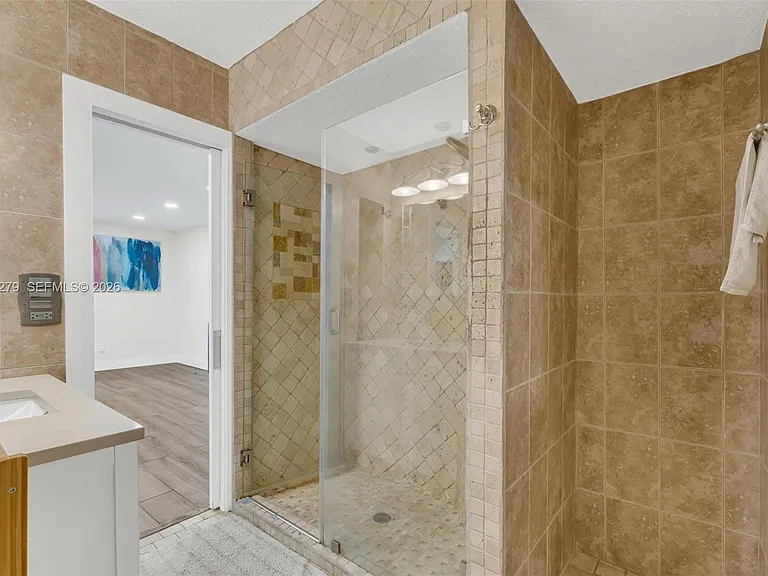 3690 NE 167th St #34 — Photo 23