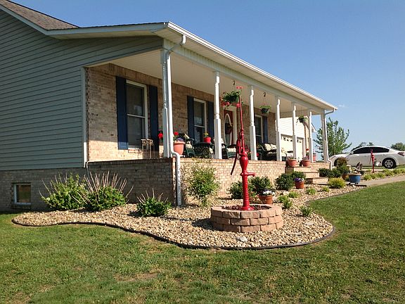 3rd image of 176 Amanda Dr