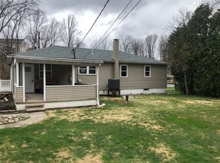 988 Fritztown Rd, Sinking Spring, PA 19608