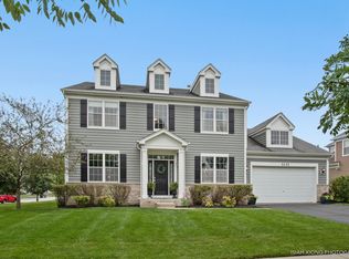 3131 Holden St, Elgin, IL 60124