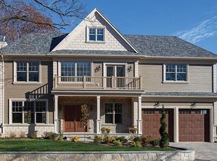 20 Redwood Rd, Newton, MA 02459