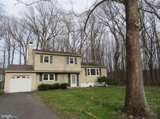 42 Oak Branch Rd, East Windsor, NJ 08512