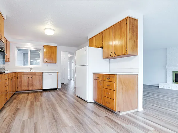 950 Mill St, Springfield, OR 97477