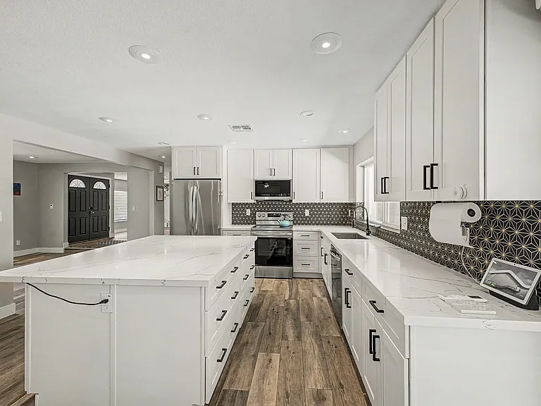 5017 E Acoma Dr — Photo 16