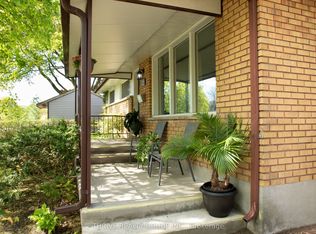 1215 Michael St, London, ON N5V 2H4