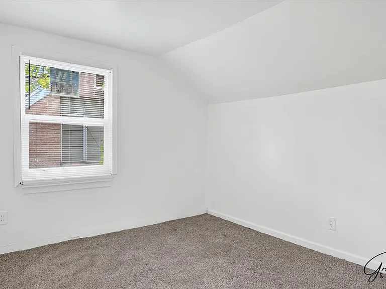 9409 Balfour Rd — Photo 20