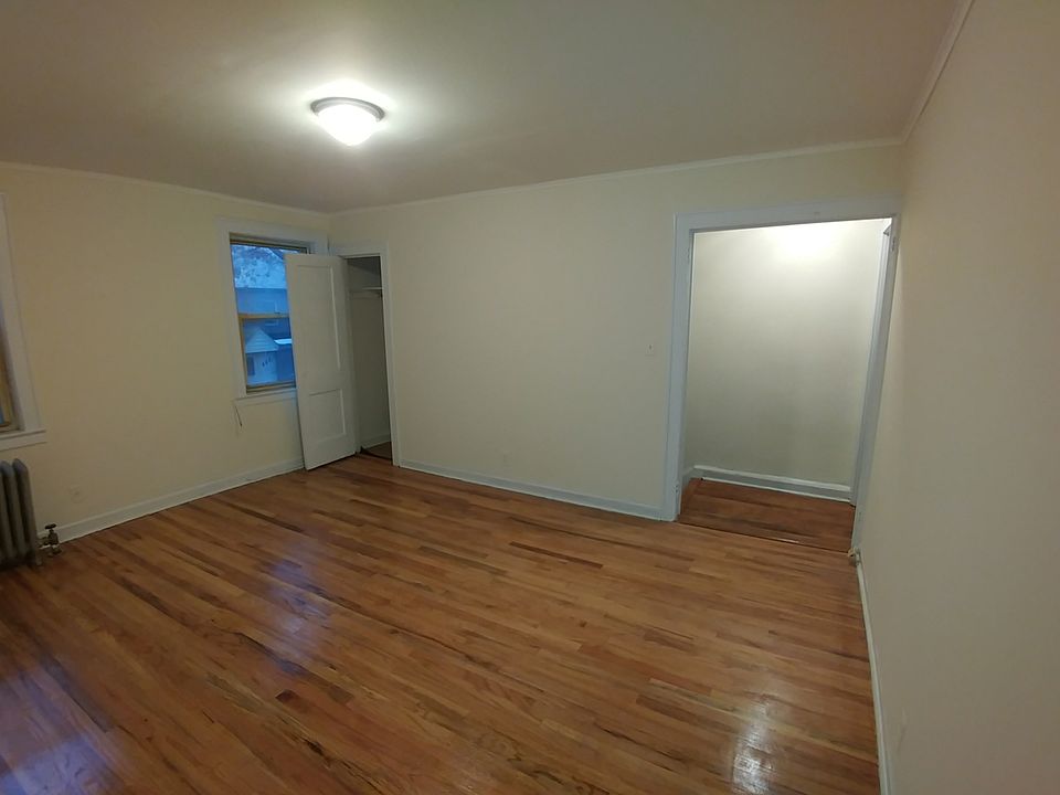 1st image of 4113 47th St