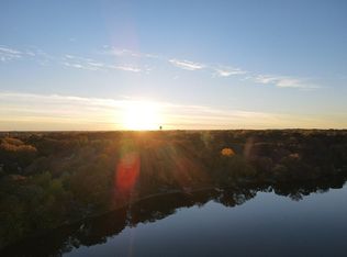 7480 Chanhassen Rd, Chanhassen, MN 55317