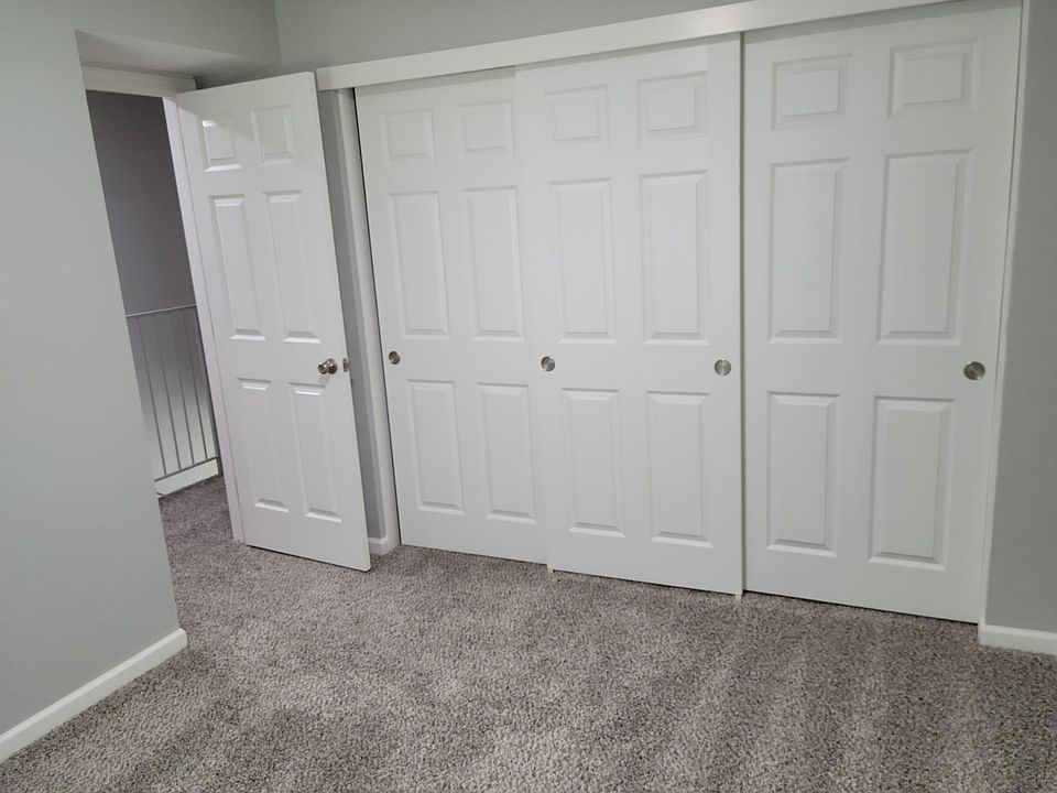 1st image of 5706 Hillsdale Blvd
