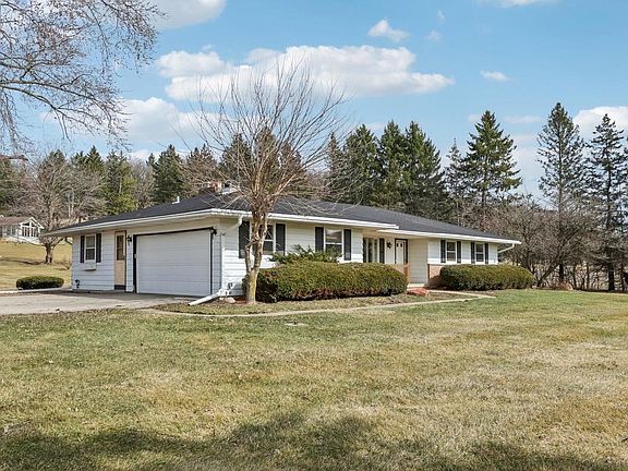 3rd image of 5484 Nieson Road