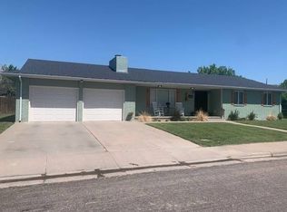 516 Eastridge Rd, Lakin, KS 67860