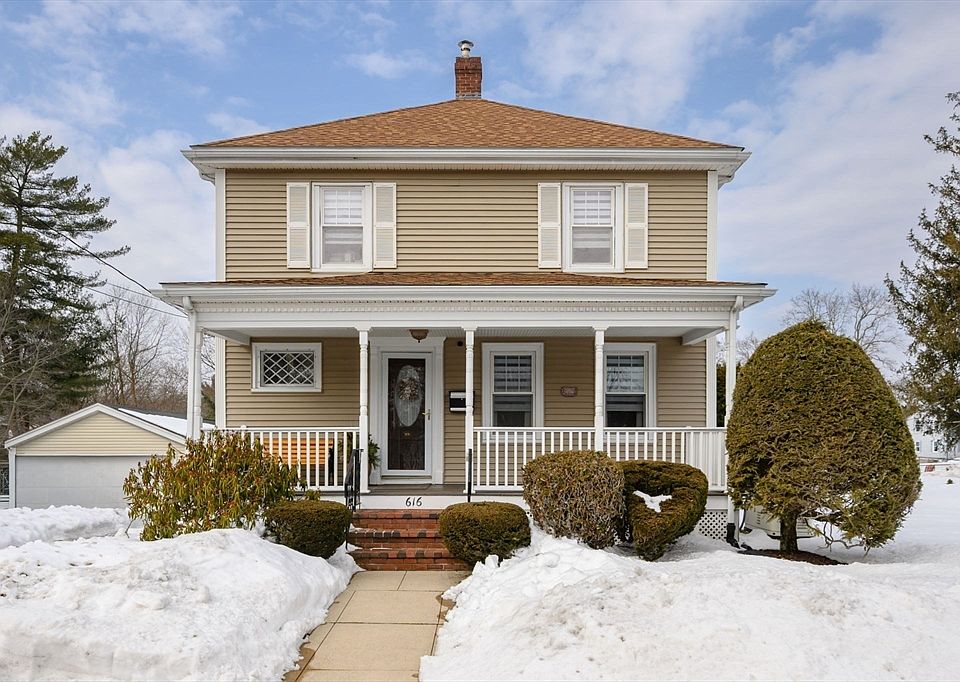 1st image of 616 N Elm St