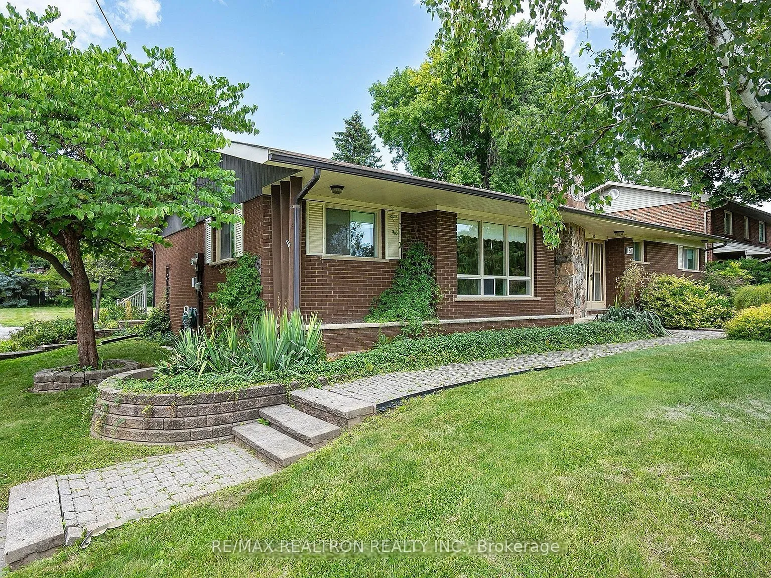 3 bed, $3,300 — Photo 3