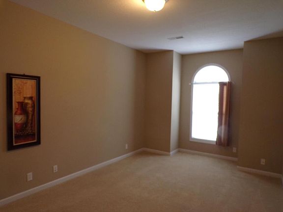 5th image of 8054 Ellisville Ln #2