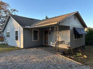 304 Vinyard Rd, Boiling Springs, SC 29316