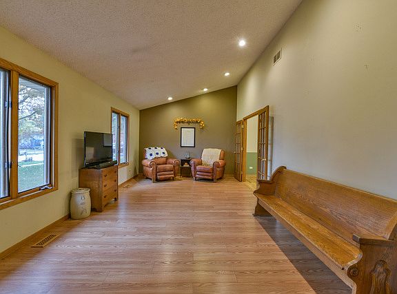 3rd image of 1255 Lee Ann Ln