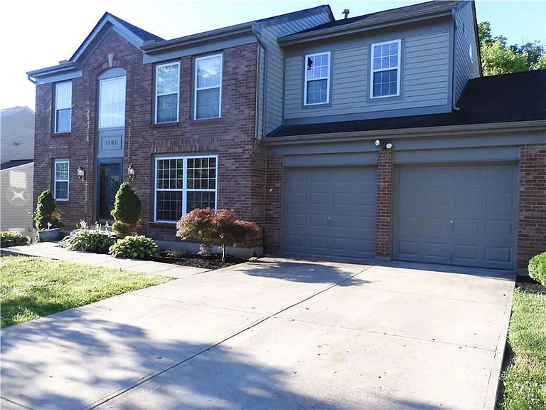 1681 Colonade Dr — Photo 2