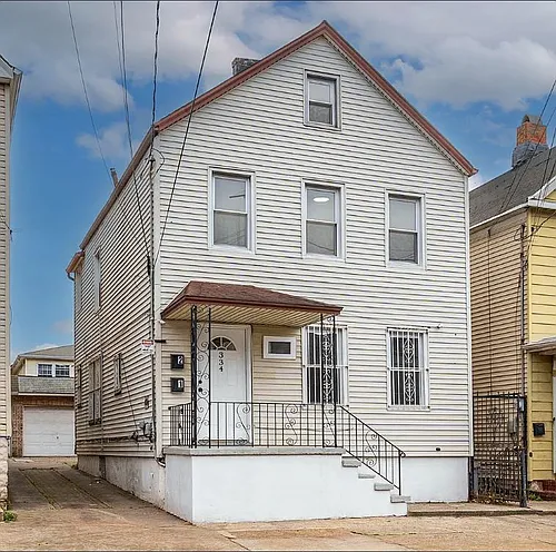 334 Pine St #2 Photo 1